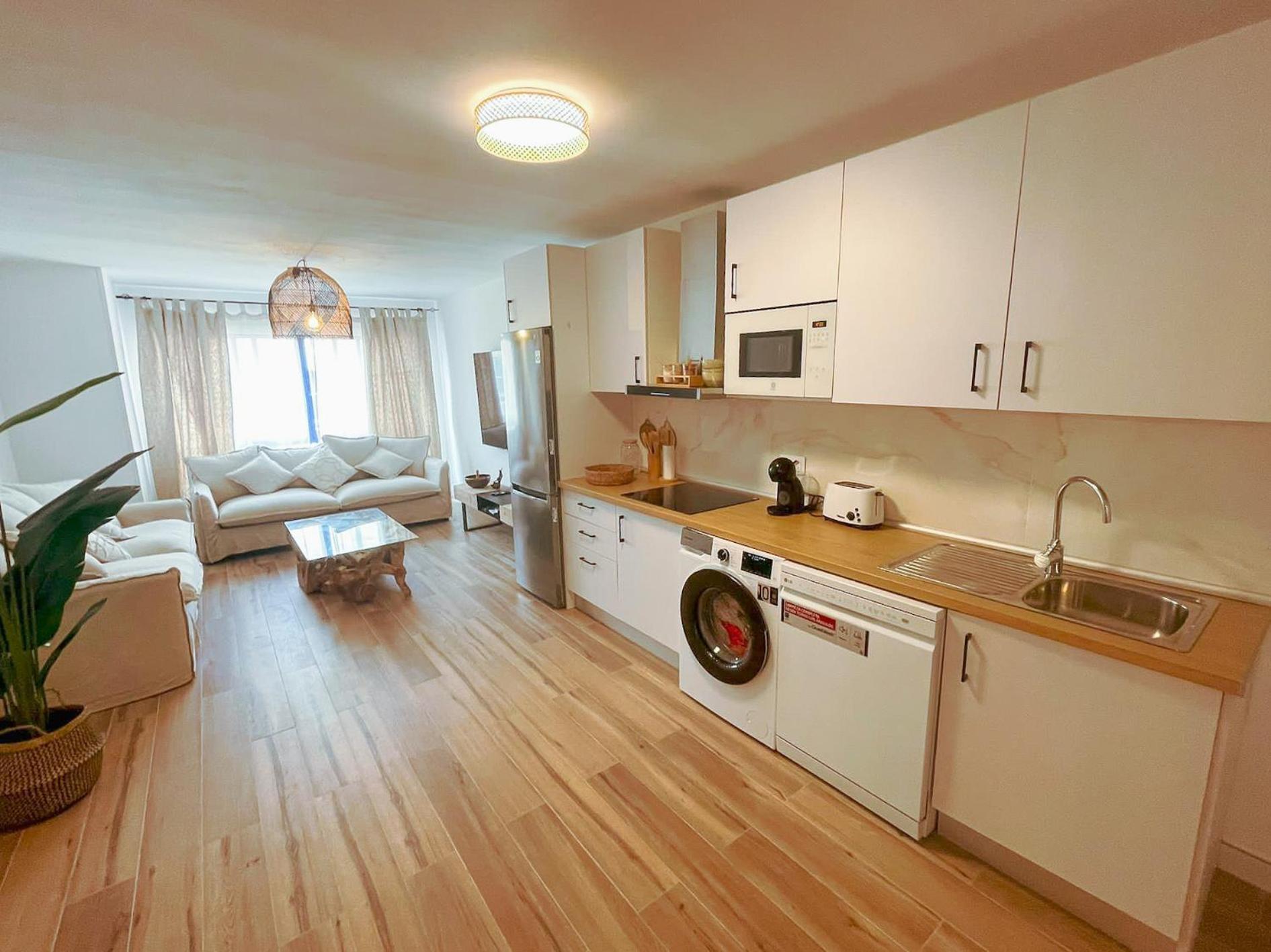 Chakra House Fuerteventura - Affordable Rooms In A Cozy Guesthouse Коральео Экстерьер фото